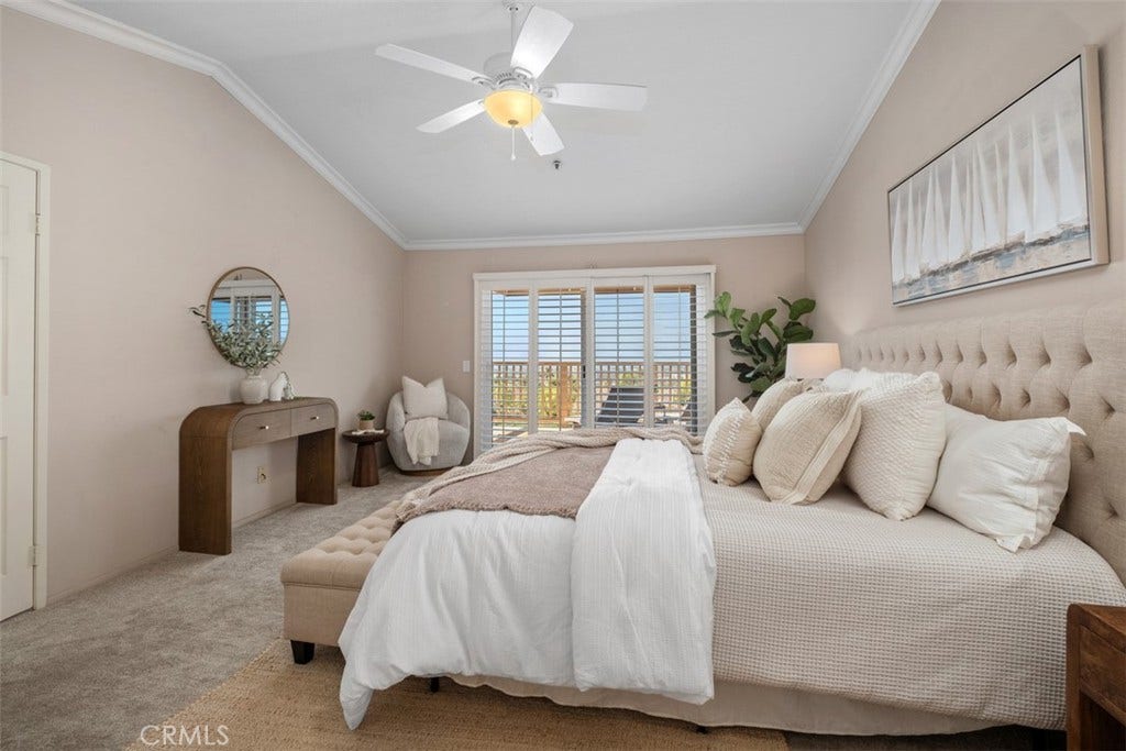 2850 Calle Esteban, San Clemente, CA 92673 primary suite with ocean view deck