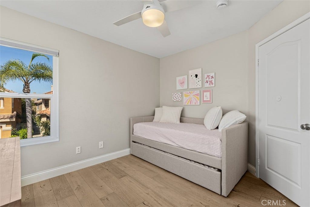 24456 Sunshine Dr., Laguna Niguel, CA 92677 24456 Sunshine Dr., Laguna Niguel, CA 92677