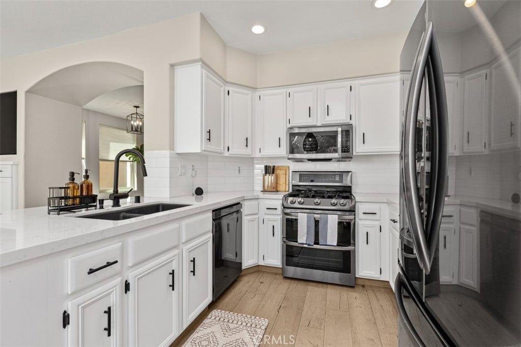 24456 Sunshine Dr., Laguna Niguel, CA 92677 24456 Sunshine Dr., Laguna Niguel, CA 92677