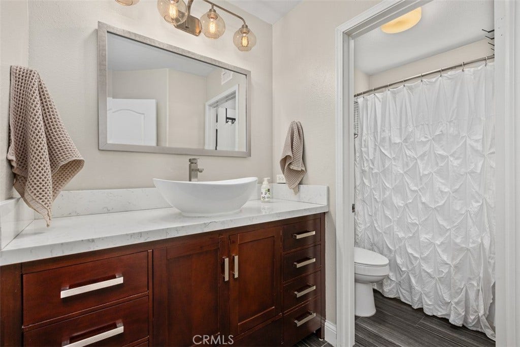24456 Sunshine Dr., Laguna Niguel, CA 92677 24456 Sunshine Dr., Laguna Niguel, CA 92677