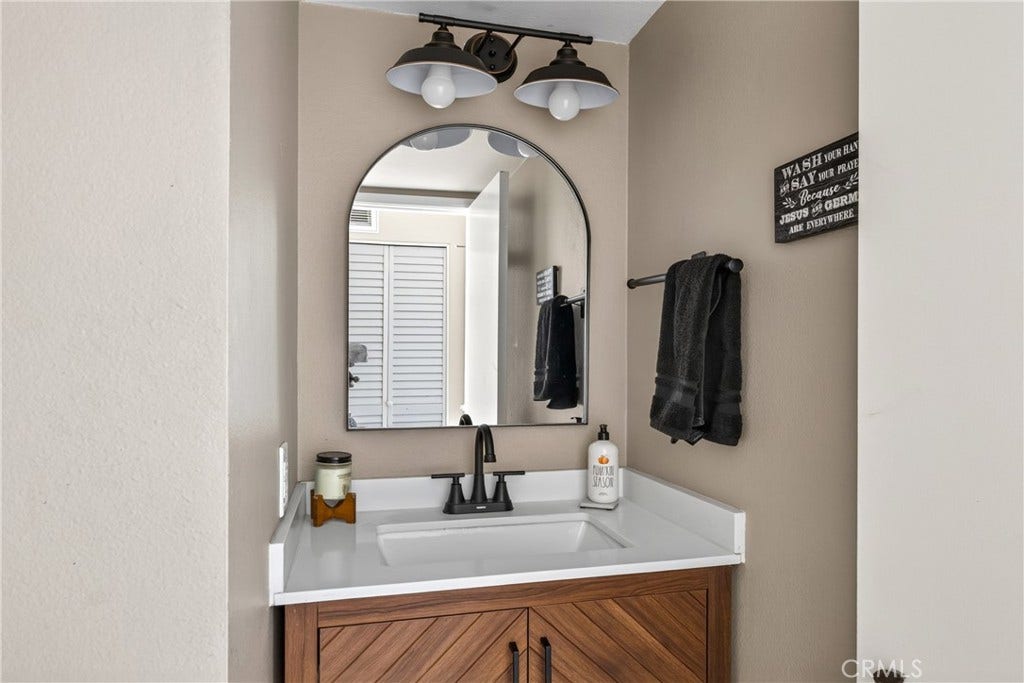 4 Velarde Court, Rancho Santa Margarita, CA 92688 4 Velarde Court, Rancho Santa Margarita, CA 92688