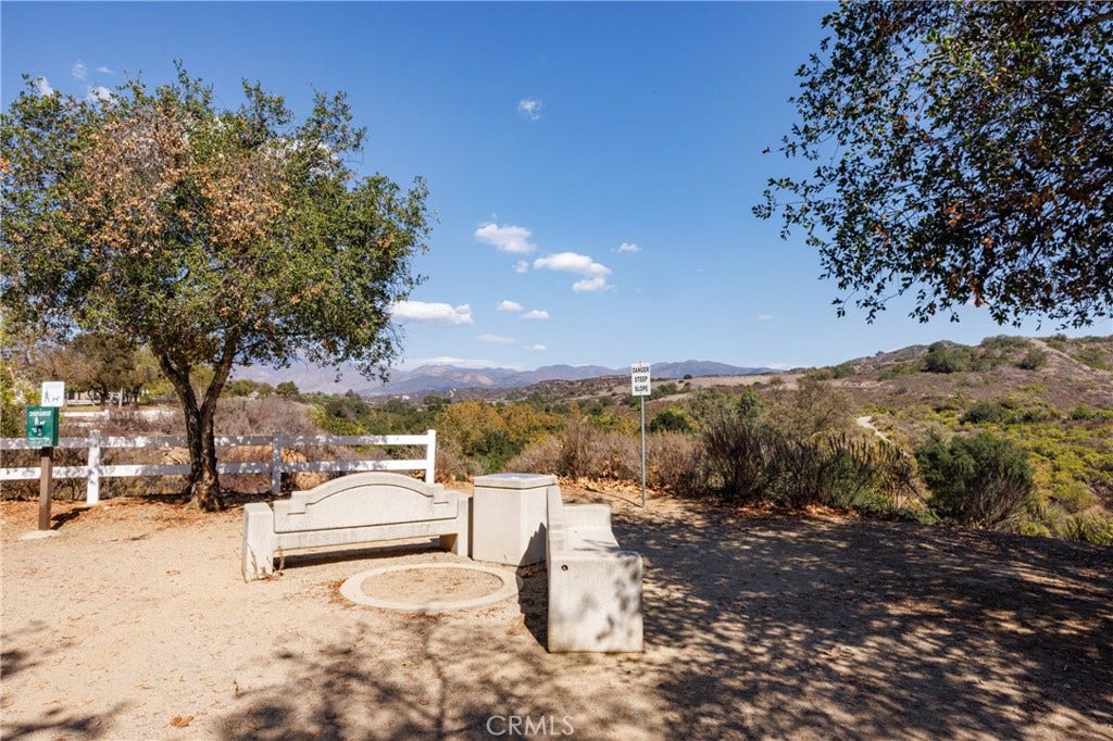 4 Velarde Court, Rancho Santa Margarita, CA 92688 4 Velarde Court, Rancho Santa Margarita, CA 92688