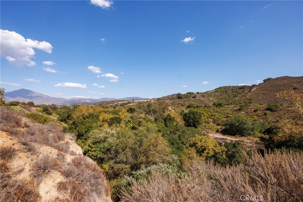 4 Velarde Court, Rancho Santa Margarita, CA 92688 4 Velarde Court, Rancho Santa Margarita, CA 92688