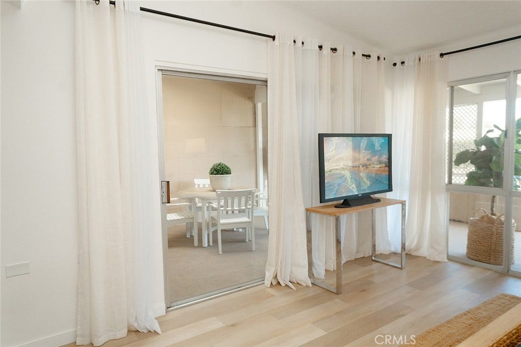 1571 Golden Rain #118c (M5), Seal Beach, CA 90740 1571 Golden Rain #118c (M5), Seal Beach, CA 90740
