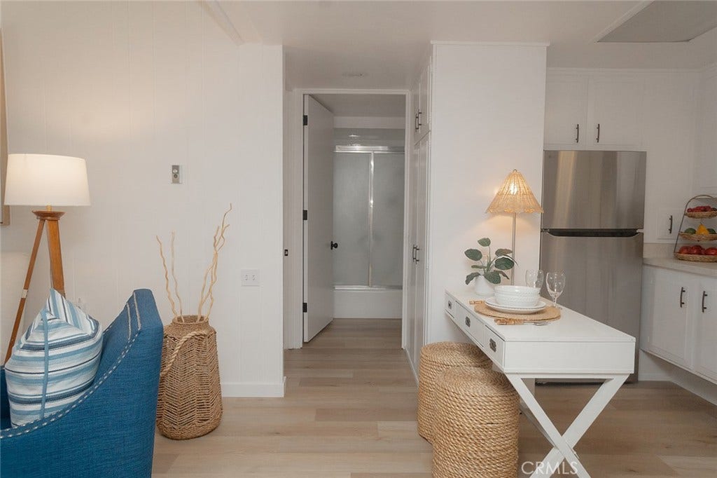 1571 Golden Rain #118c (M5), Seal Beach, CA 90740 1571 Golden Rain #118c (M5), Seal Beach, CA 90740