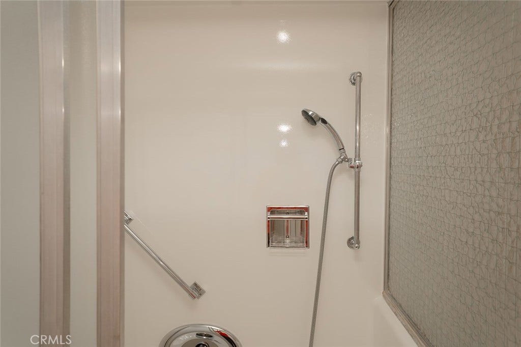 1571 Golden Rain #118c (M5), Seal Beach, CA 90740 1571 Golden Rain #118c (M5), Seal Beach, CA 90740