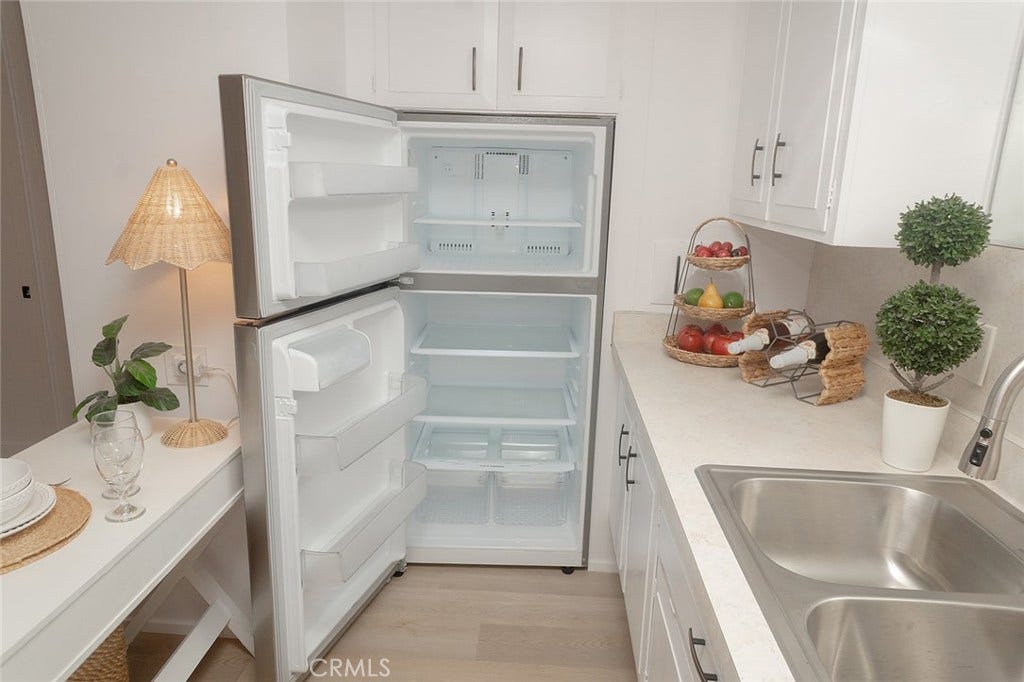 1571 Golden Rain #118c (M5), Seal Beach, CA 90740 1571 Golden Rain #118c (M5), Seal Beach, CA 90740