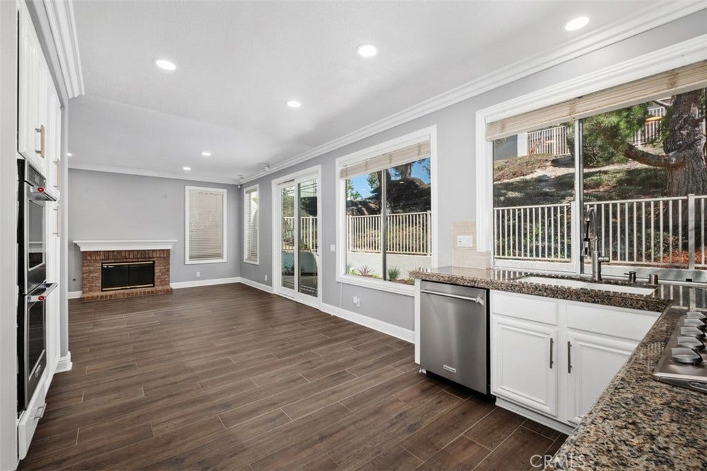 24 Via Gatillo, Rancho Santa Margarita, CA 92688 24 Via Gatillo, Rancho Santa Margarita, CA 92688