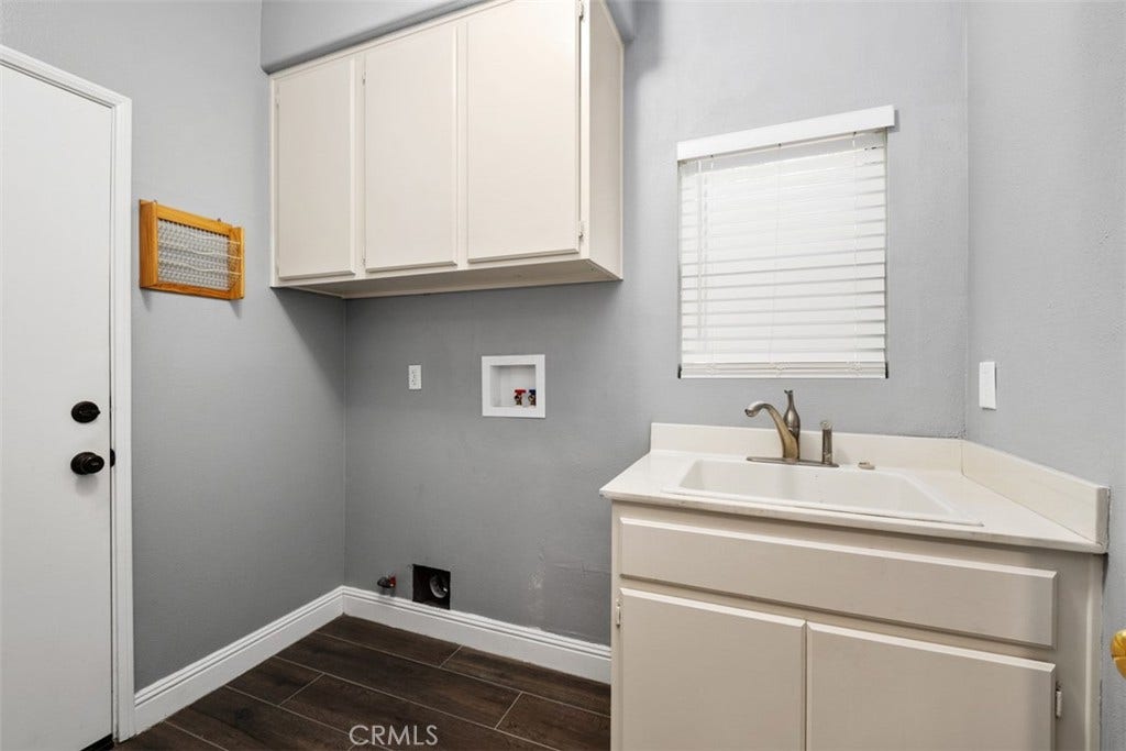 24 Via Gatillo, Rancho Santa Margarita, CA 92688 24 Via Gatillo, Rancho Santa Margarita, CA 92688