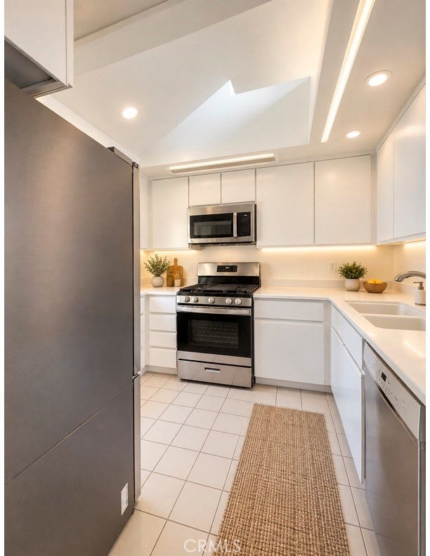 9 Brisa Ribera, Rancho Santa Margarita, CA 92688 9 Brisa Ribera, Rancho Santa Margarita, CA 92688