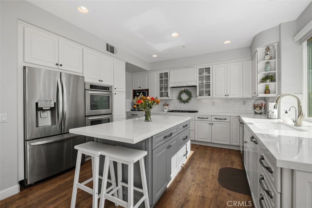 3202 Legendario, San Clemente, CA 92673 3202 Legendario, San Clemente, CA 92673