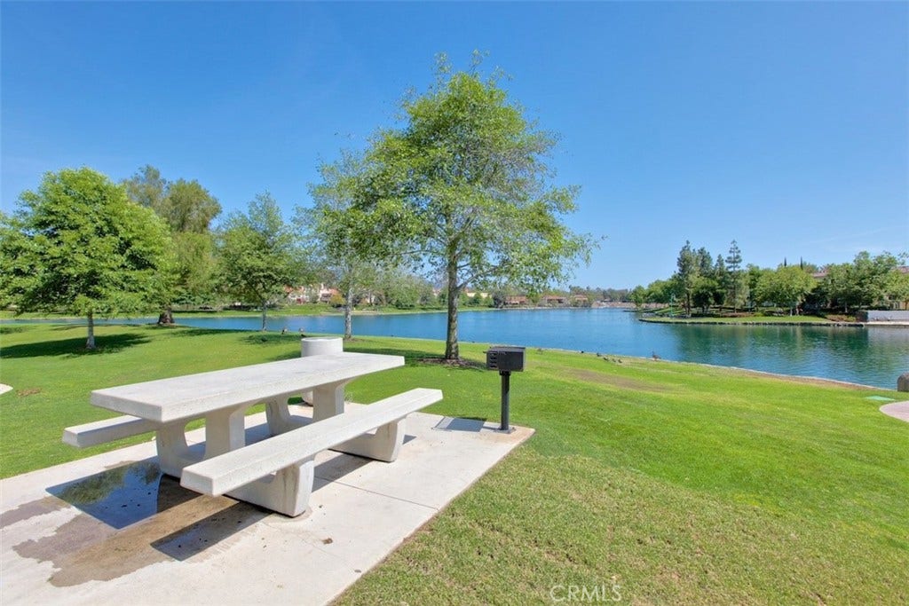 11 Calle Del Mar, Rancho Santa Margarita, CA 92688 Rancho Santa Margarita Lake - picnic area