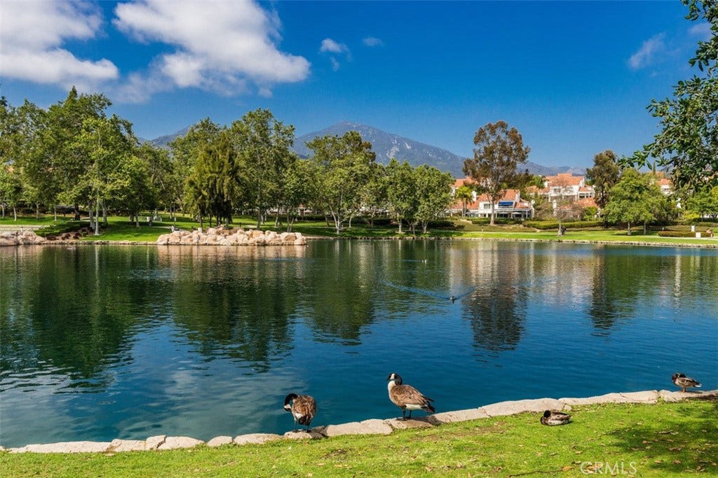 11 Calle Del Mar, Rancho Santa Margarita, CA 92688 Beautiful walking trail around Rancho Santa Margarita