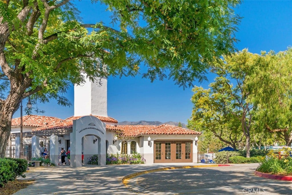 11 Calle Del Mar, Rancho Santa Margarita, CA 92688 Rancho Santa Margarita Lago Beach Club