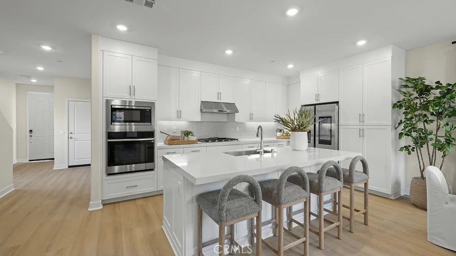 Property photo for 2014 Pyrenes Place, Santa Paula, CA