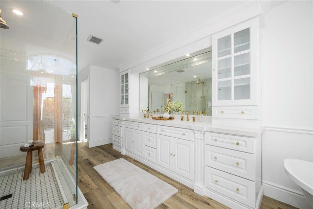 25441 Marina Circle, Mission Viejo, CA 92691 25441 Marina Circle, Mission Viejo, CA 92691