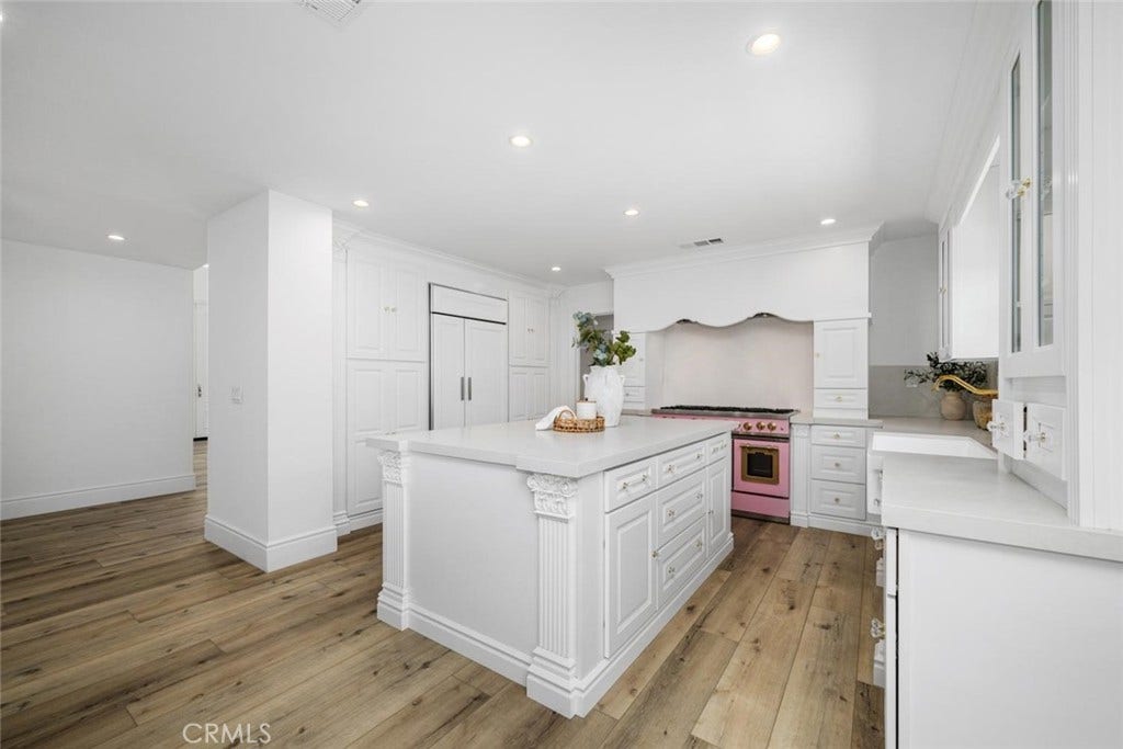 25441 Marina Circle, Mission Viejo, CA 92691 25441 Marina Circle, Mission Viejo, CA 92691