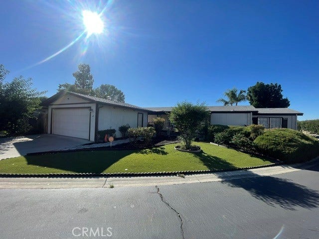 Property photo for 2230 Lake Park Drive, #189, San Jacinto, CA