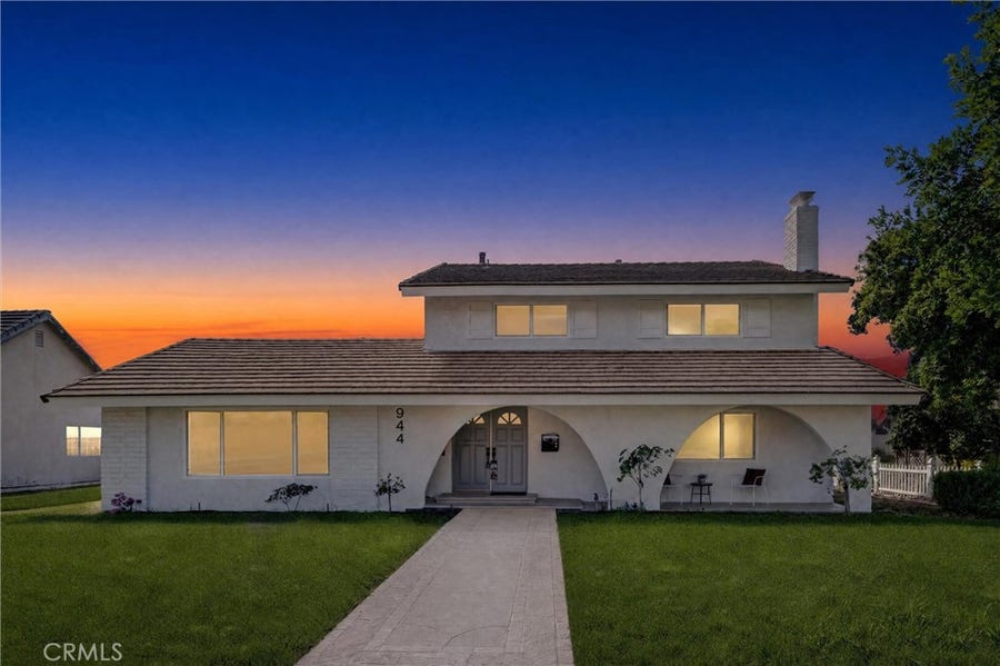 Property photo for 944 E Bastanchury, Placentia, CA