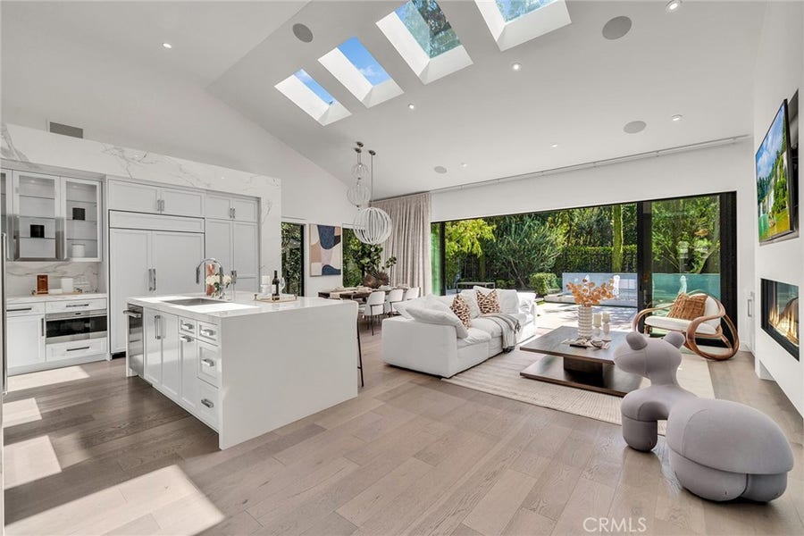 Property photo for 10 Rue Cannes, Newport Beach, CA