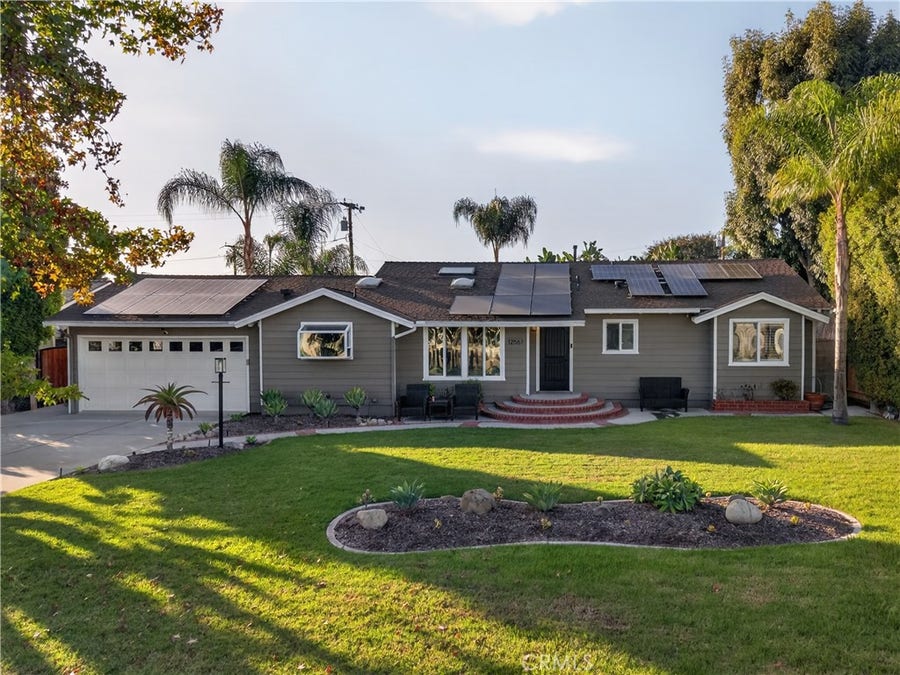 Property photo for 12561 Kenwood Lane, Tustin, CA