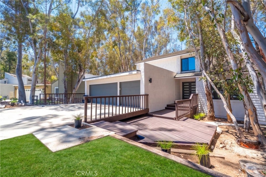 25031 Castlewood, Lake Forest, CA 92630 25031 Castlewood, Lake Forest, CA 92630