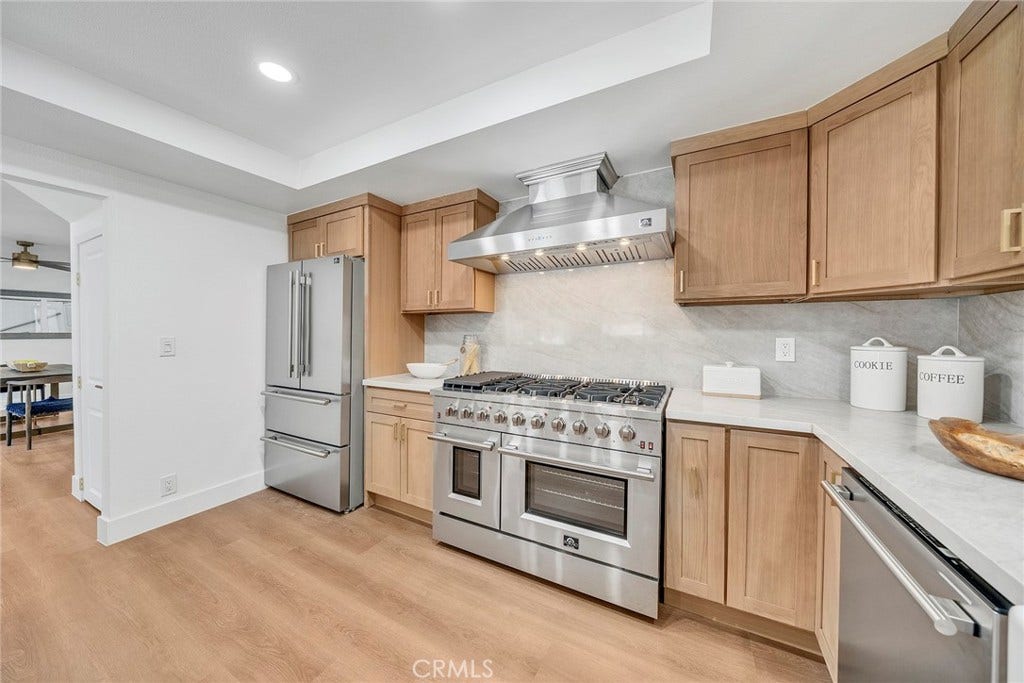 25031 Castlewood, Lake Forest, CA 92630 25031 Castlewood, Lake Forest, CA 92630