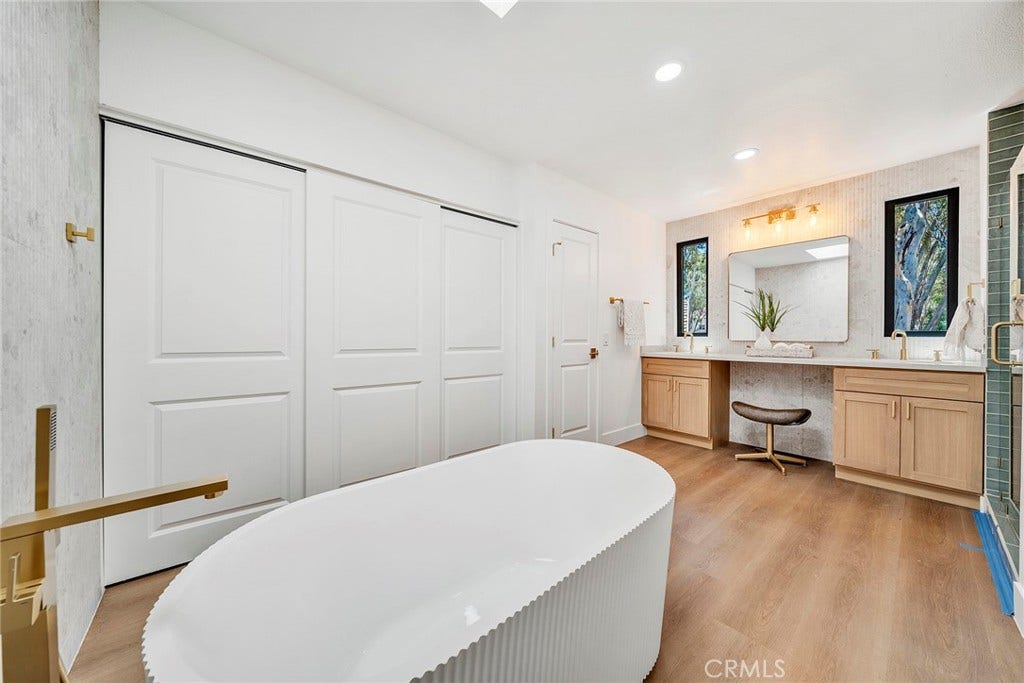 25031 Castlewood, Lake Forest, CA 92630 25031 Castlewood, Lake Forest, CA 92630