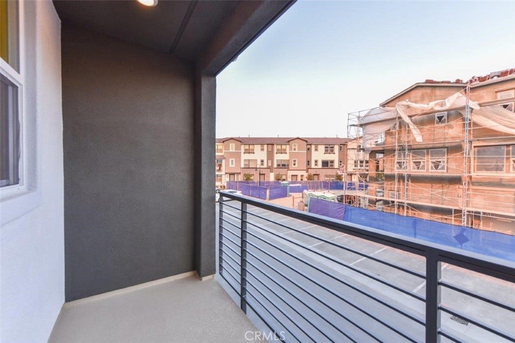 415 Palermo, Lake Forest, CA 92630 415 Palermo, Lake Forest, CA 92630
