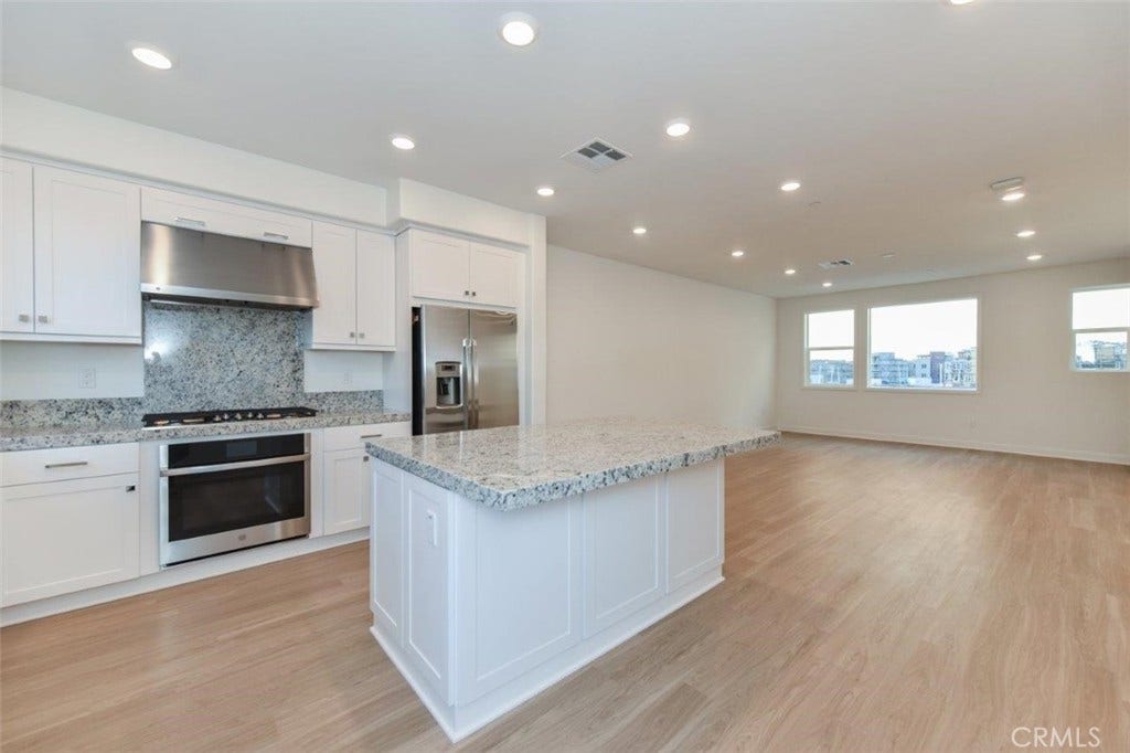 415 Palermo, Lake Forest, CA 92630 415 Palermo, Lake Forest, CA 92630