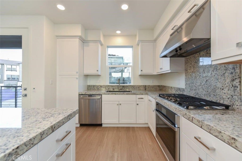 415 Palermo, Lake Forest, CA 92630 415 Palermo, Lake Forest, CA 92630