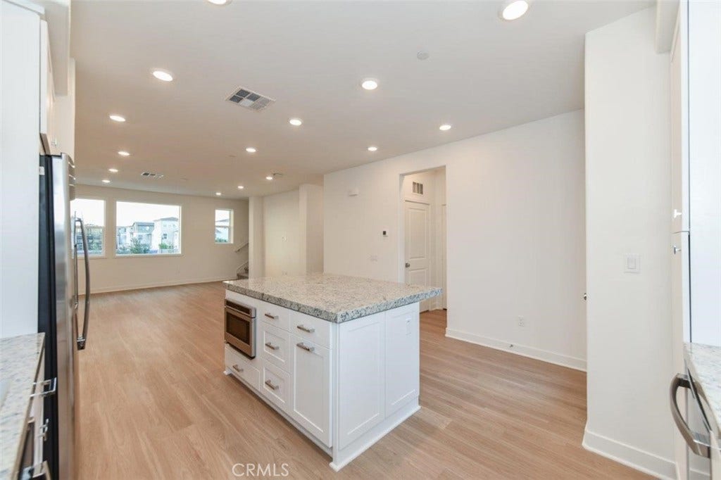 415 Palermo, Lake Forest, CA 92630 415 Palermo, Lake Forest, CA 92630
