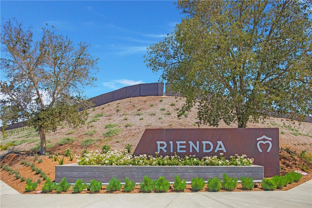 1301 Lasso Way, #201, Rancho Mission Viejo, CA 92694 1301 Lasso Way, #201, Rancho Mission Viejo, CA 92694
