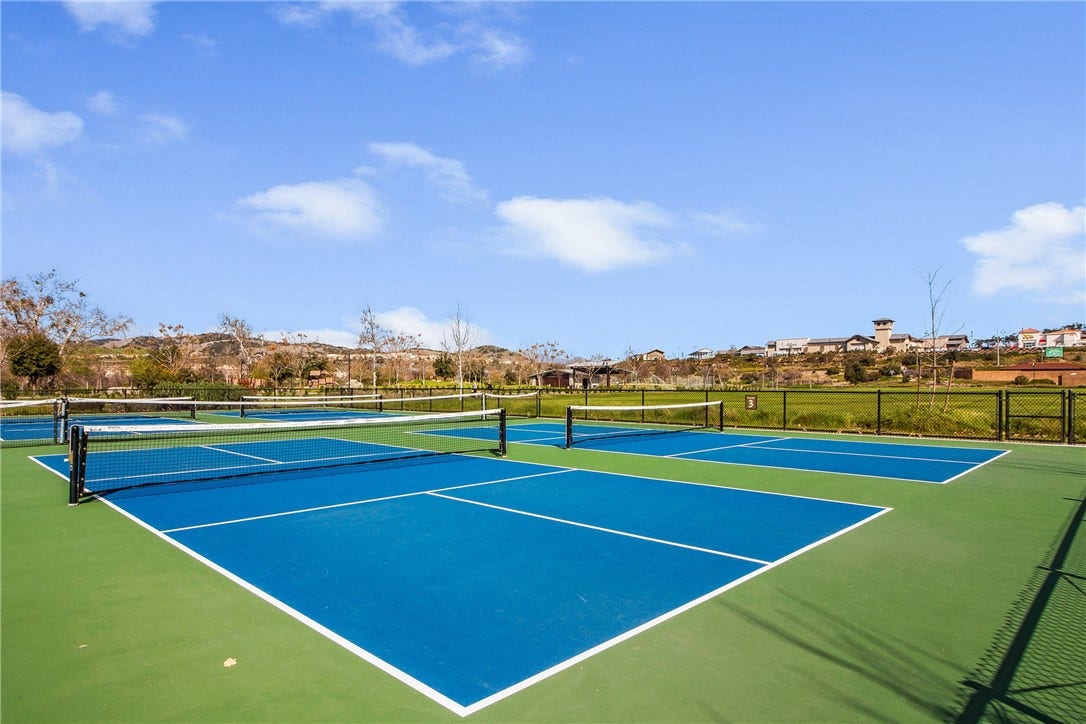 1301 Lasso Way, #201, Rancho Mission Viejo, CA 92694 1301 Lasso Way, #201, Rancho Mission Viejo, CA 92694
