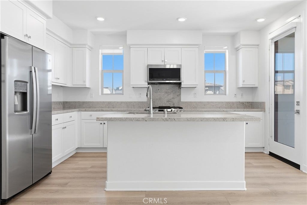 1301 Lasso Way, #201, Rancho Mission Viejo, CA 92694 1301 Lasso Way, #201, Rancho Mission Viejo, CA 92694