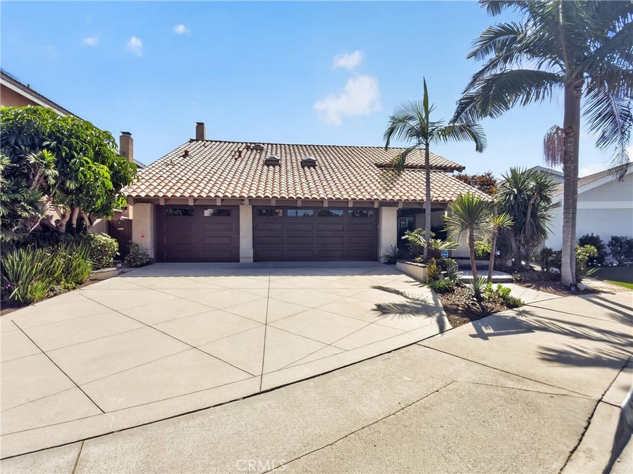 Property photo for 9772 Kite, Huntington Beach, CA