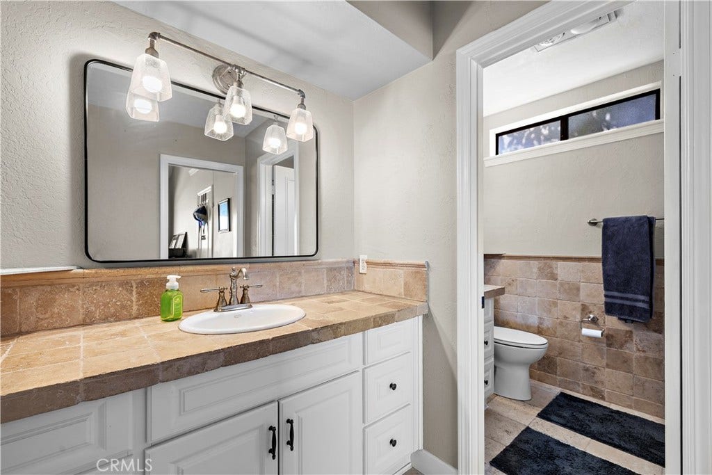 25671 Le Parc, #95, Lake Forest, CA 92630 25671 Le Parc, #95, Lake Forest, CA 92630