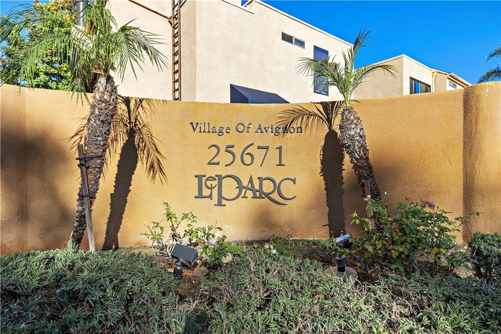 25671 Le Parc, #95, Lake Forest, CA 92630 25671 Le Parc, #95, Lake Forest, CA 92630