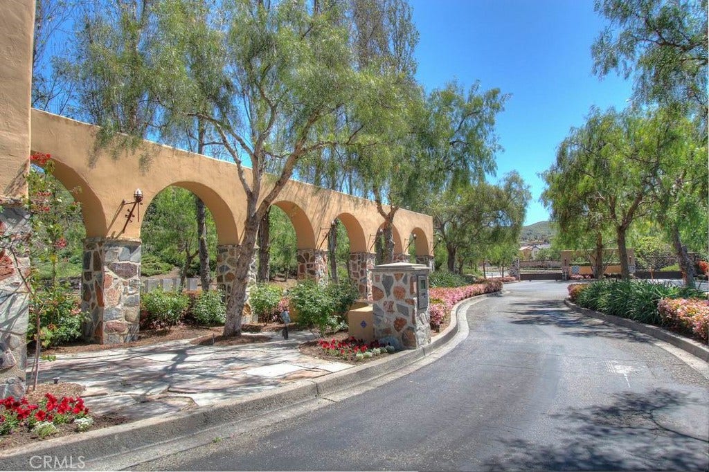 28242 Camino Del Rio, San Juan Capistrano, CA 92675 28242 Camino Del Rio, San Juan Capistrano, CA 92675