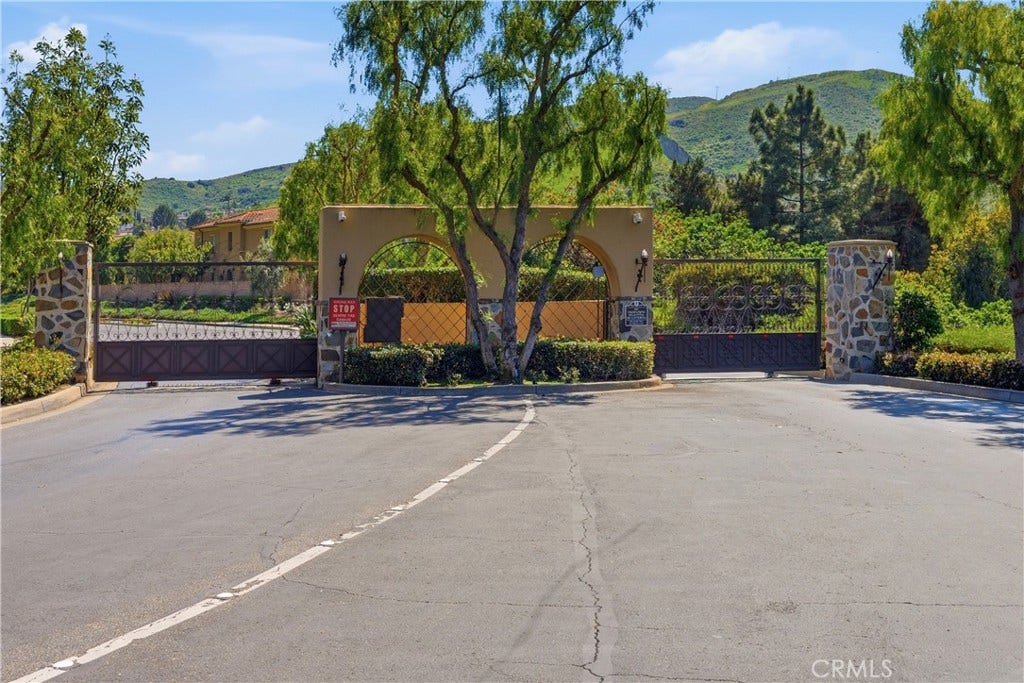 28242 Camino Del Rio, San Juan Capistrano, CA 92675 28242 Camino Del Rio, San Juan Capistrano, CA 92675