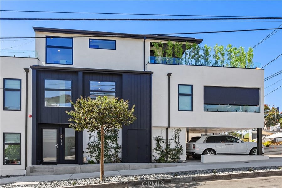 Property photo for 521 Iris Avenue, Corona Del Mar, CA