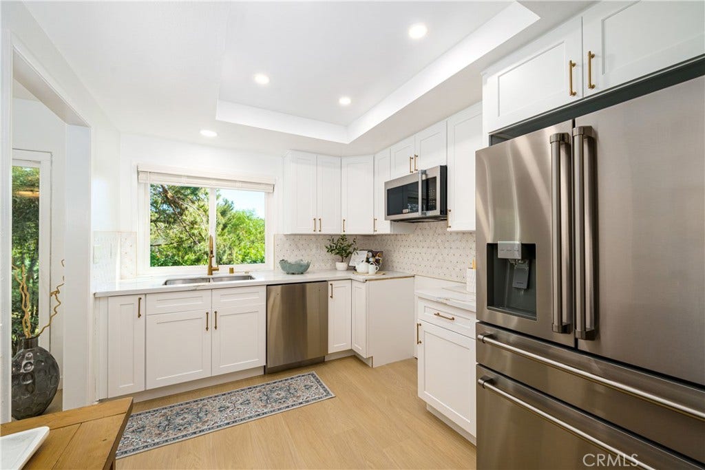 27772 Via Granados, Mission Viejo, CA 92692 27772 Via Granados, Mission Viejo, CA 92692