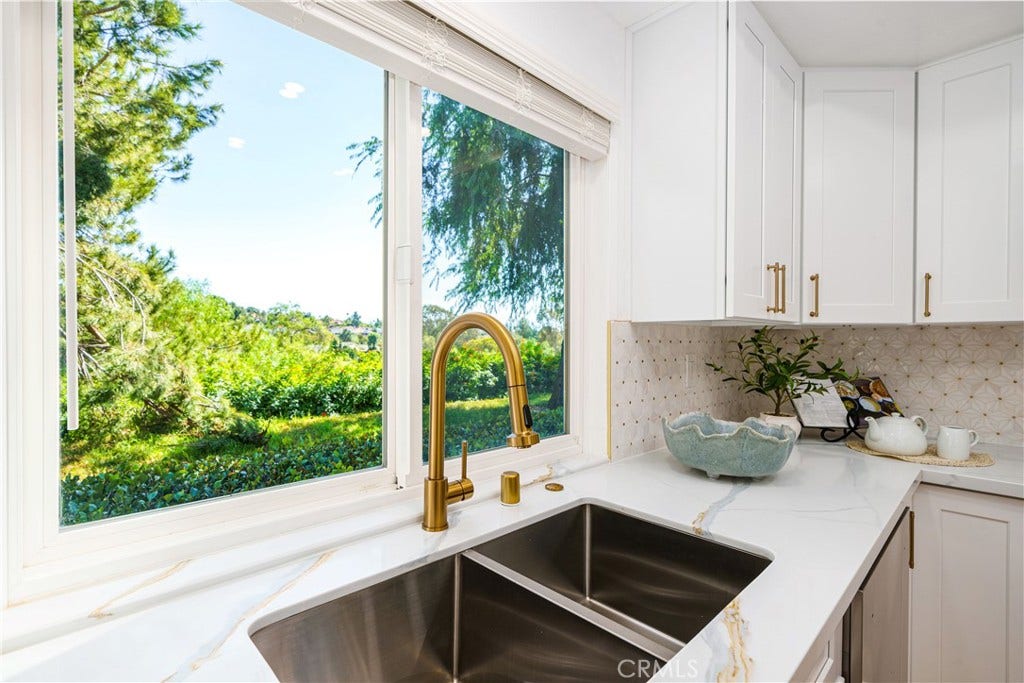 27772 Via Granados, Mission Viejo, CA 92692 27772 Via Granados, Mission Viejo, CA 92692