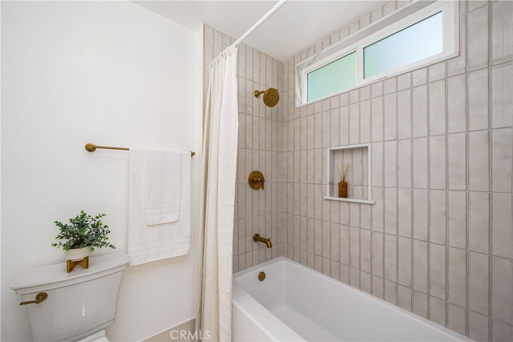 27772 Via Granados, Mission Viejo, CA 92692 27772 Via Granados, Mission Viejo, CA 92692