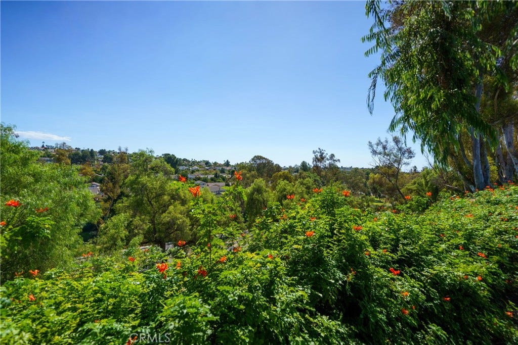 27772 Via Granados, Mission Viejo, CA 92692 27772 Via Granados, Mission Viejo, CA 92692