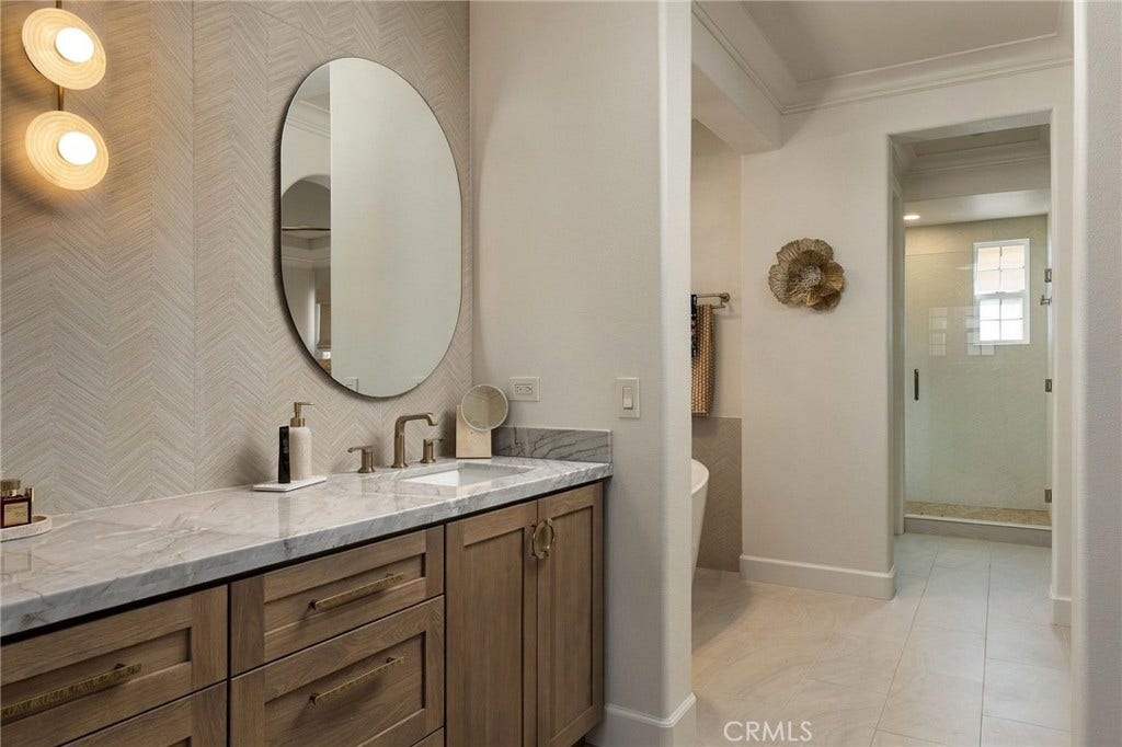 21255 Lorca Circle, Huntington Beach, CA 92648