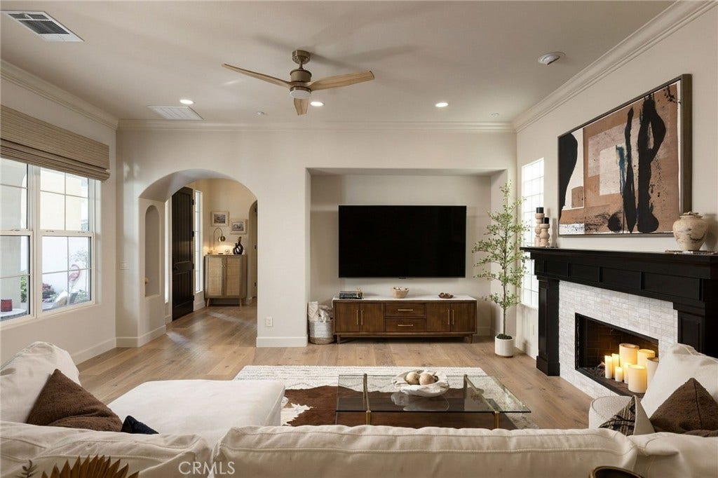 21255 Lorca Circle, Huntington Beach, CA 92648