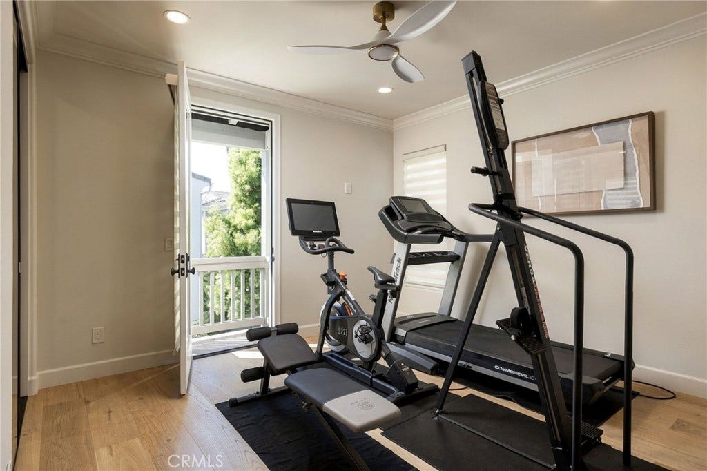 21255 Lorca Circle, Huntington Beach, CA 92648
