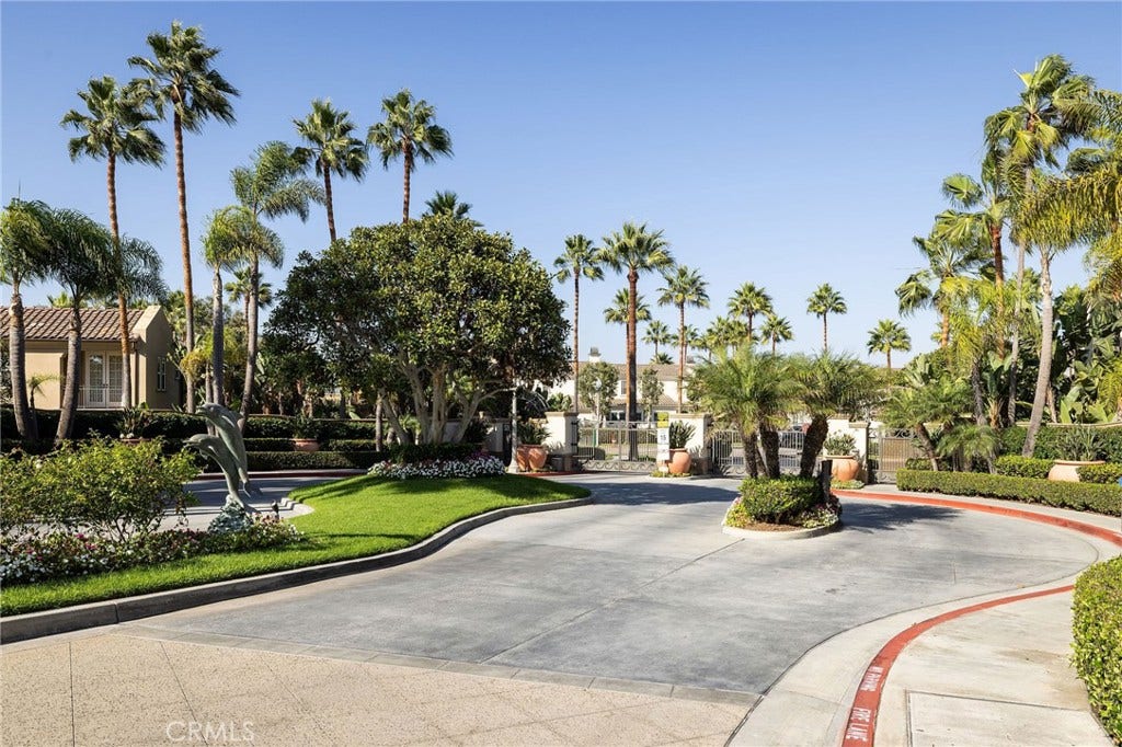 21255 Lorca Circle, Huntington Beach, CA 92648
