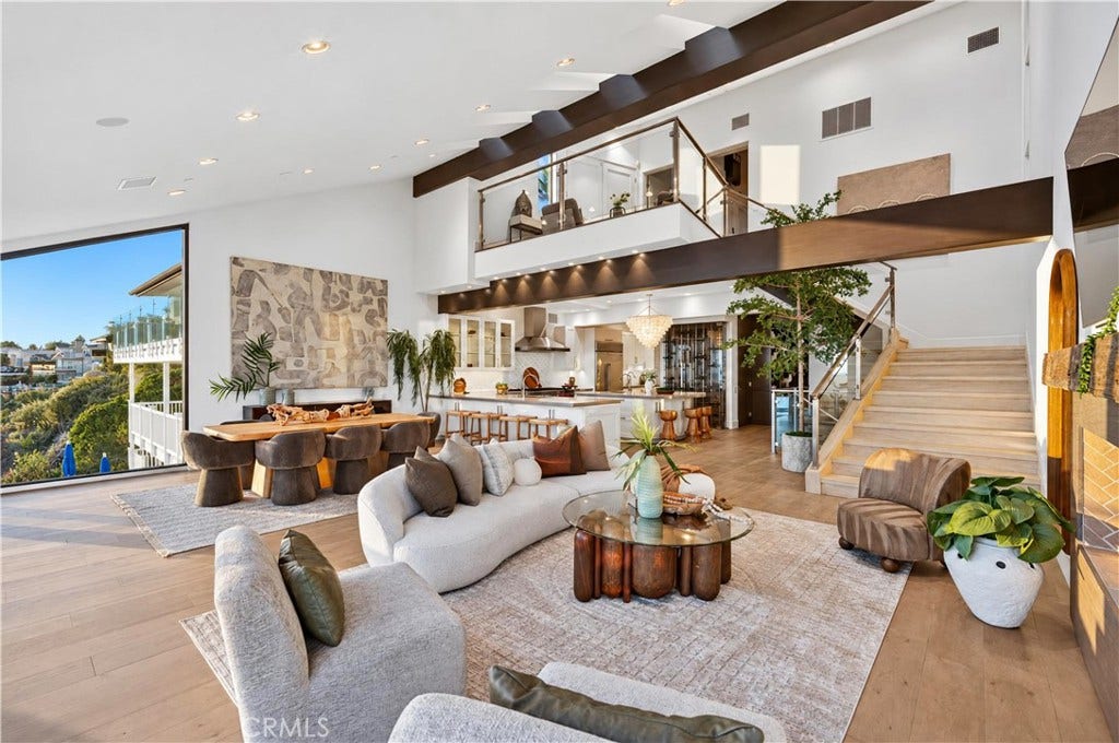 33 Bay Drive, Laguna Beach, CA 92651